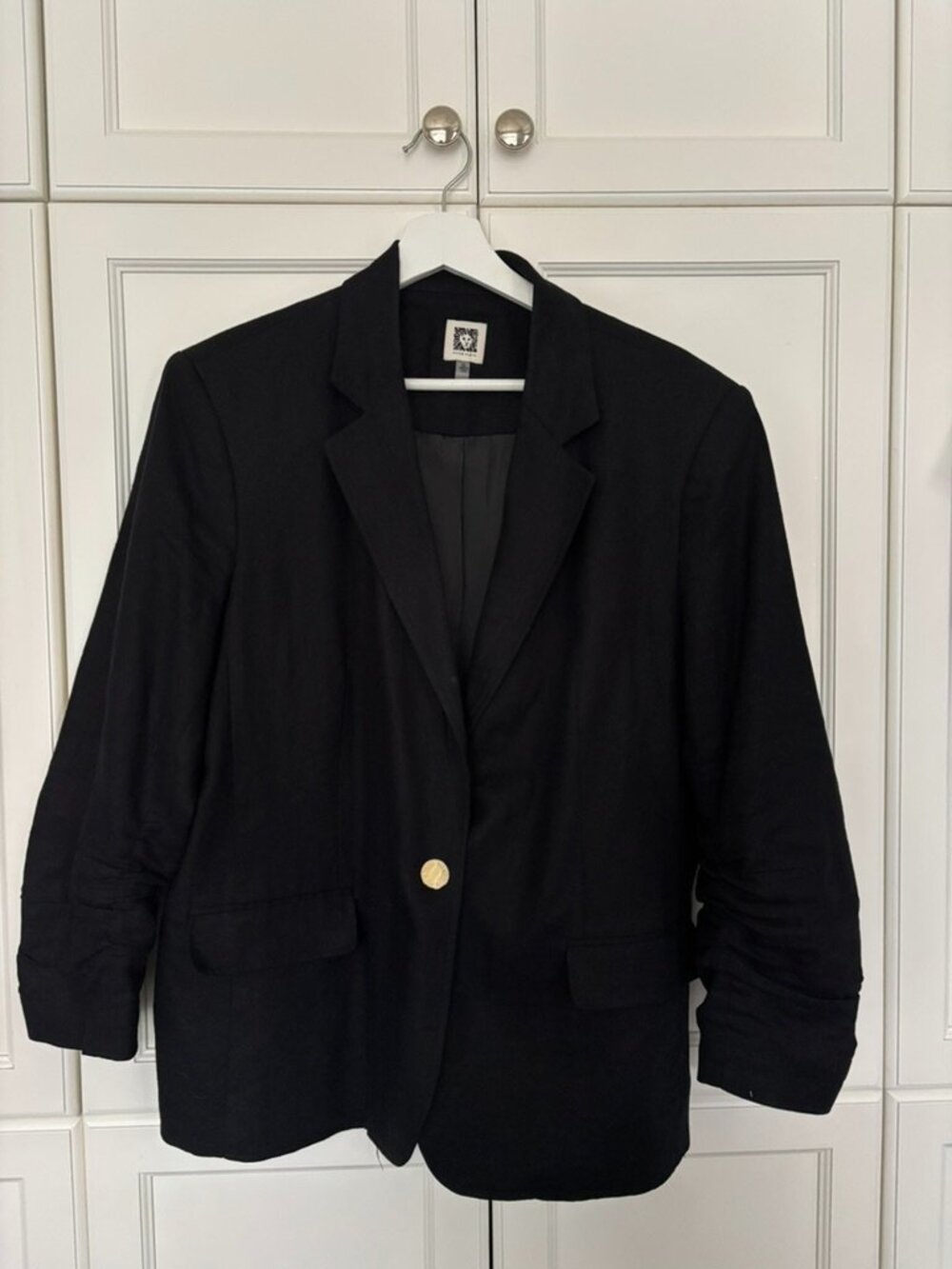 ANNE KLEIN - Black linnen blazer with gold button and ruched sleeves - XL